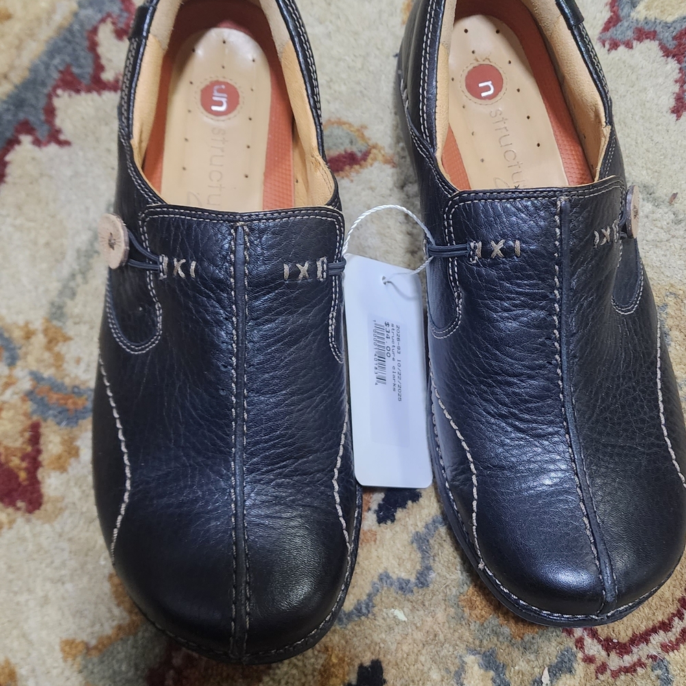 Clarks Black Leather Loafers for Women